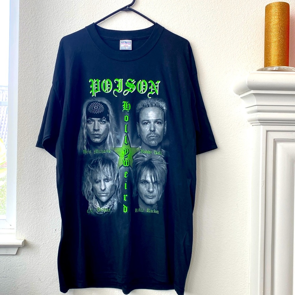 Vintage 2002 Poison “Hollyweird” Tour T-Shirt